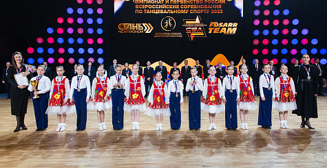 Масштабный марафон танцевального спорта пересек экватор: итоги чемпионата и первенства России среди ансамблей 