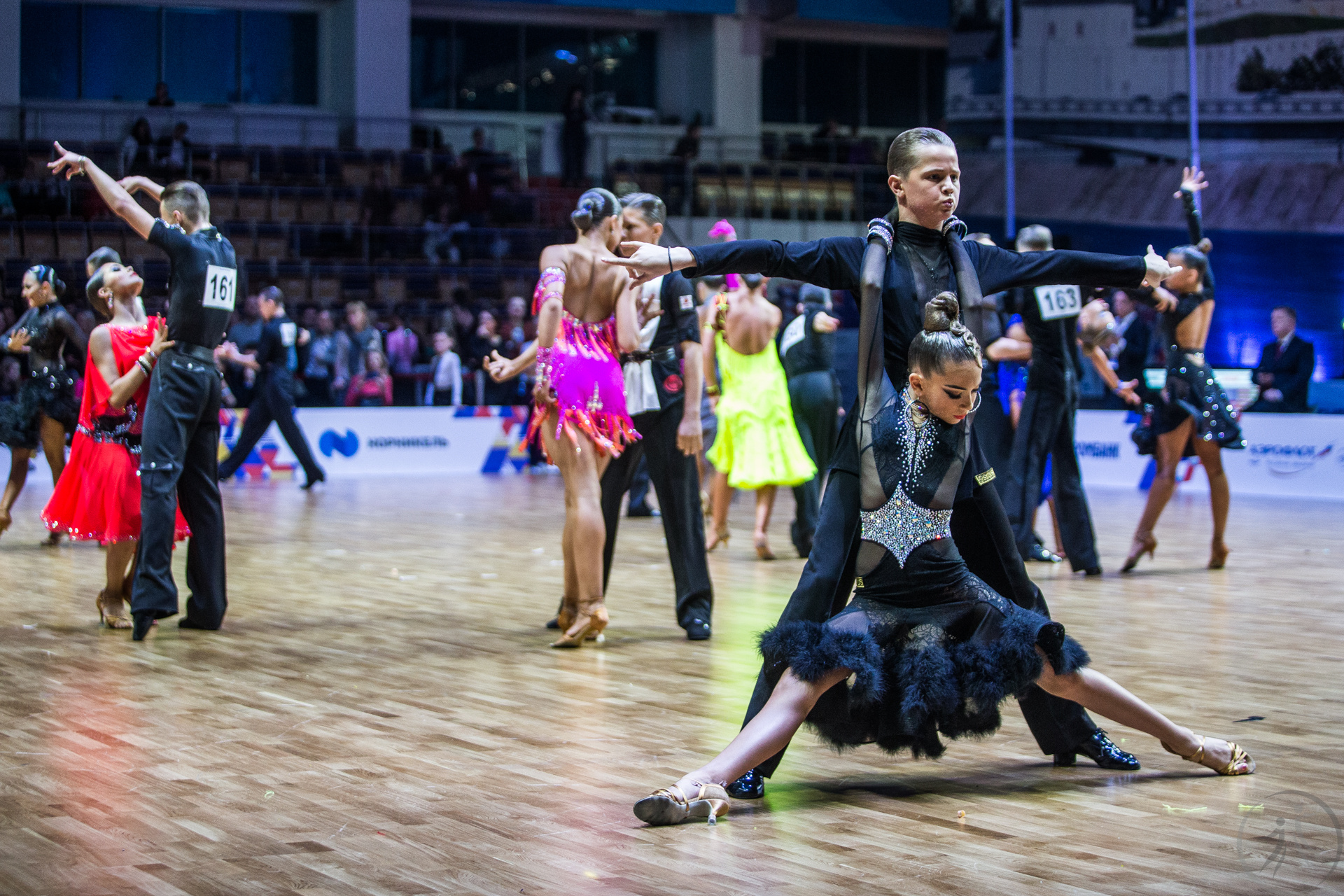 Календарь соревнований по танцам. Чемпионат России бальные танцы 2021.